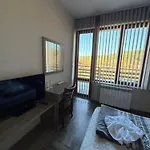 Mineral 56 בניה